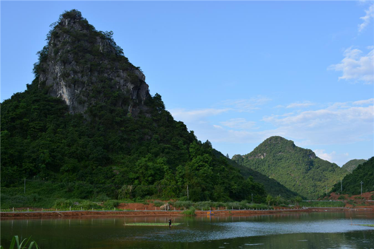 天鵝潭休閑養(yǎng)生基地一景。（通訊員供圖）.png